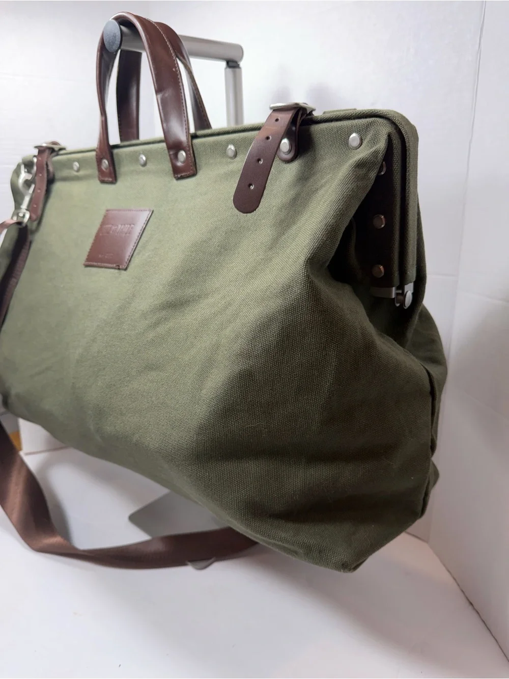 Line of Trade Canvas Weekender Bag Olive Green